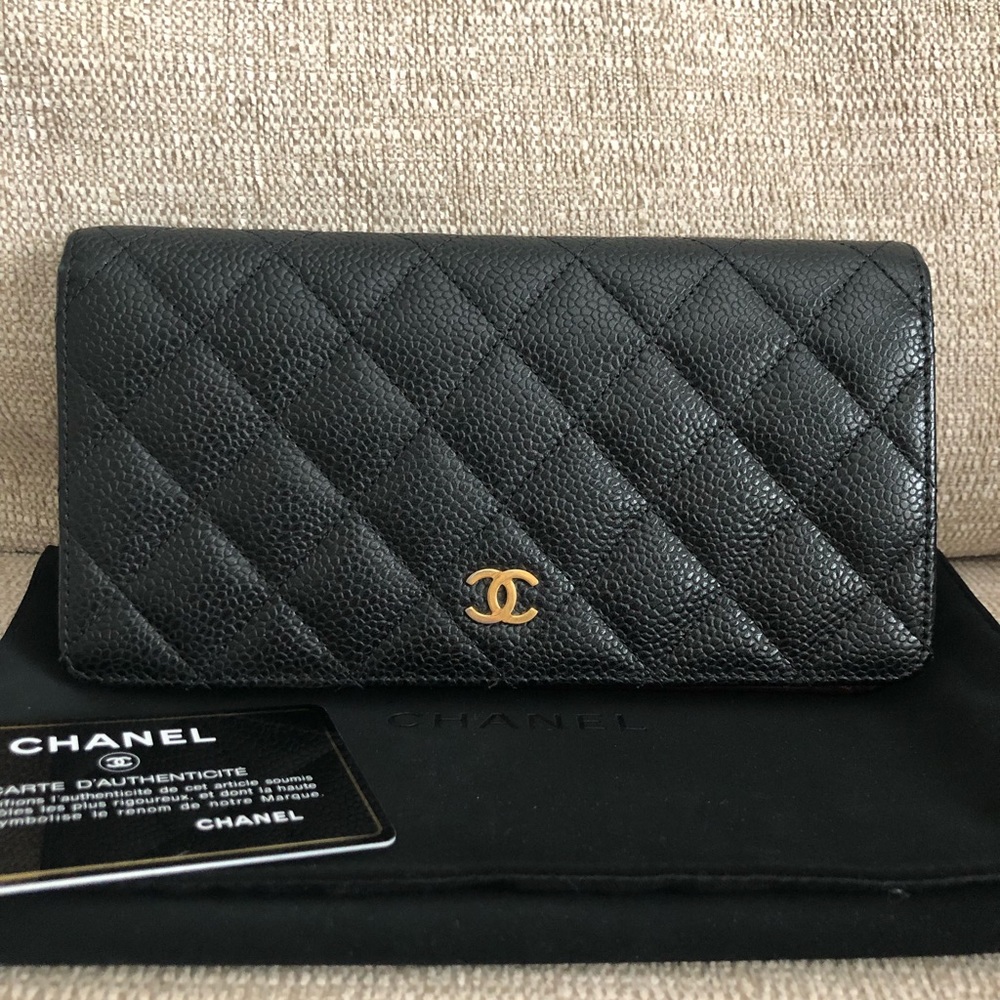 Chanel wallet